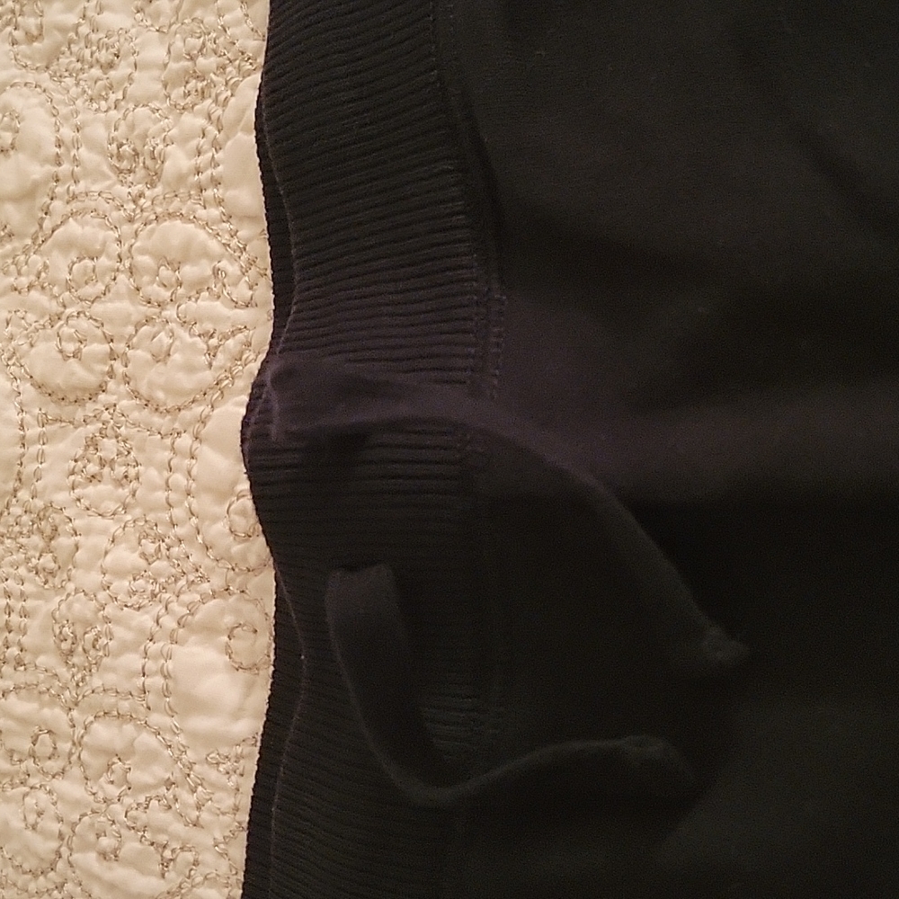 Sweatpant - Picture 2 of 4